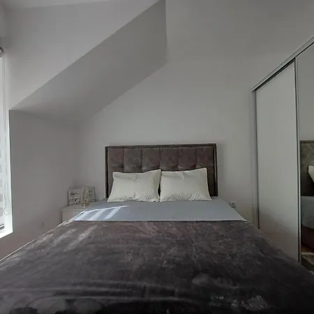 Dva Brata Apartment